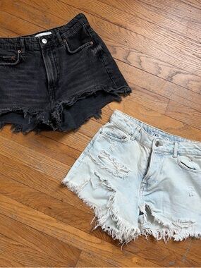 Zara Distressed Denim Shorts in Black & Light Blue